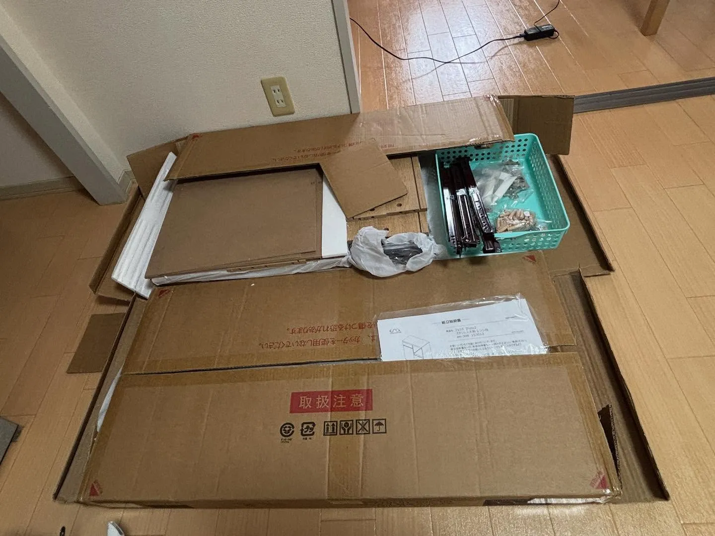 昨日、久しぶりに家具組立のご依頼を頂きました。